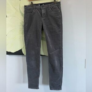 Kut from the Kloth Black Fabric Detail